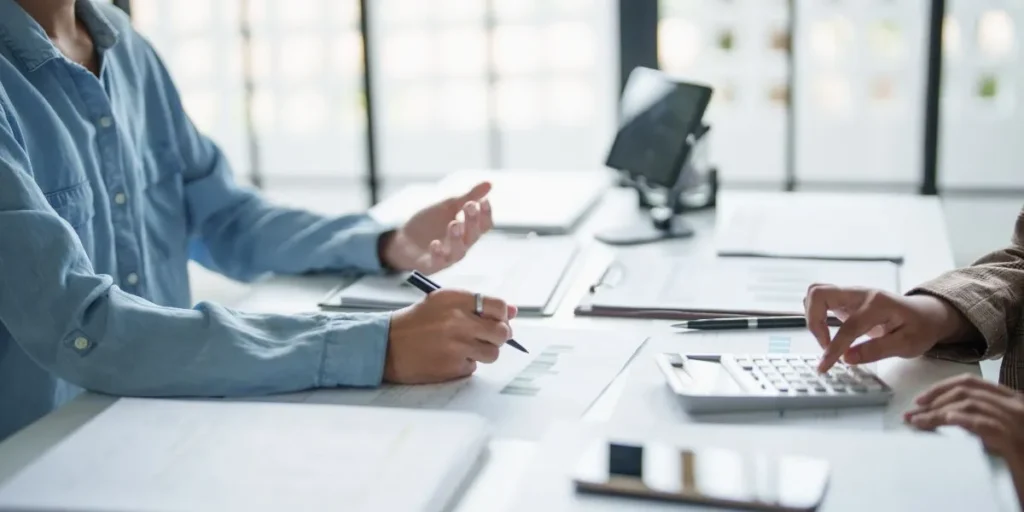 Professional Courses After 12th Commerce